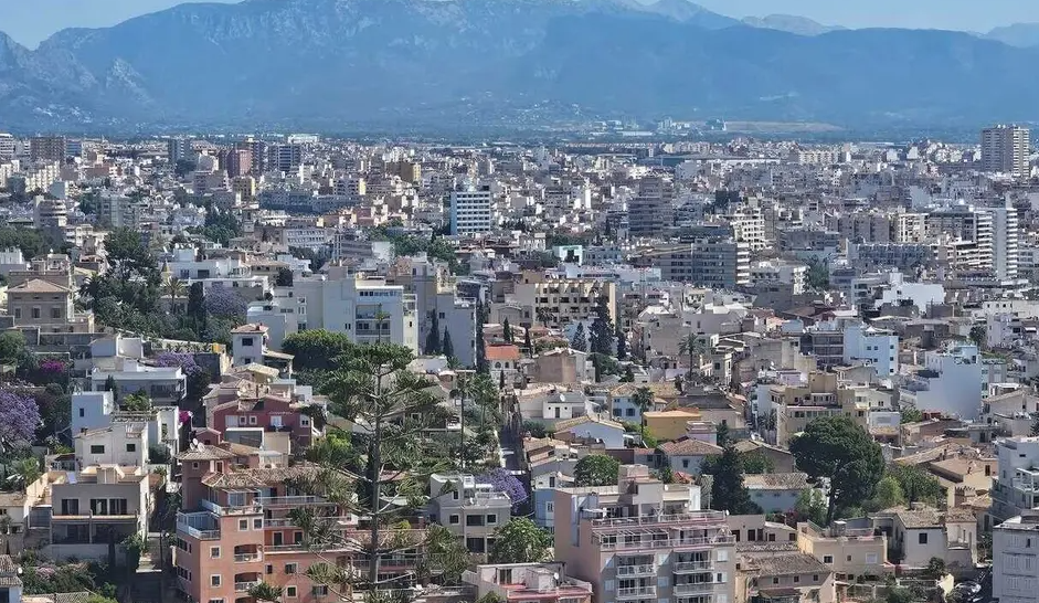 Palma cierra la puerta a nuevos alquileres turísticos en todo el municipio