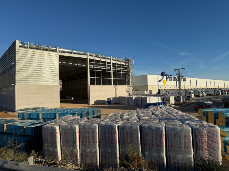 Tres empresas apuestan por Alhama con proyectos de inversión y expansión industrial