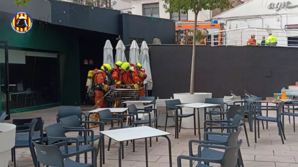 Incendio en el restaurante El Rovellet de l'ou de Ontinyent requiere la intervención de los bomberos