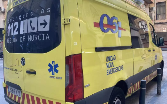 Bar de Caravaca sufre incendio en cocina y deja tres personas intoxicadas por humo